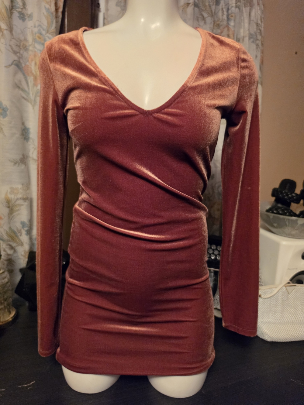 Forever 21 Rust Velvet V-Neck Long Sleeve Bodycon Dress